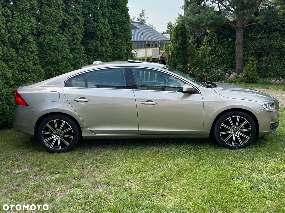 Volvo S60 - 3
