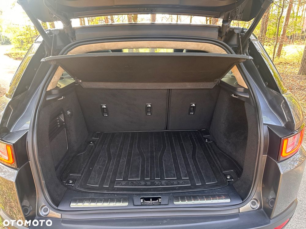 Land Rover Range Rover Evoque P250 R-Dynamic - 26
