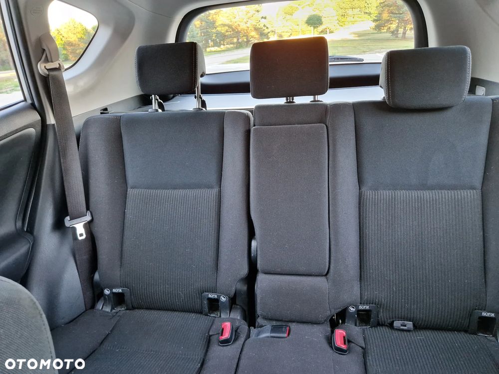 Toyota RAV4 2.0 D-4D Premium - 16