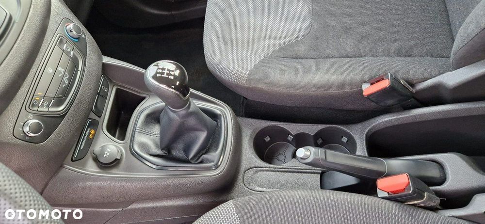 Ford Tourneo Courier - 31