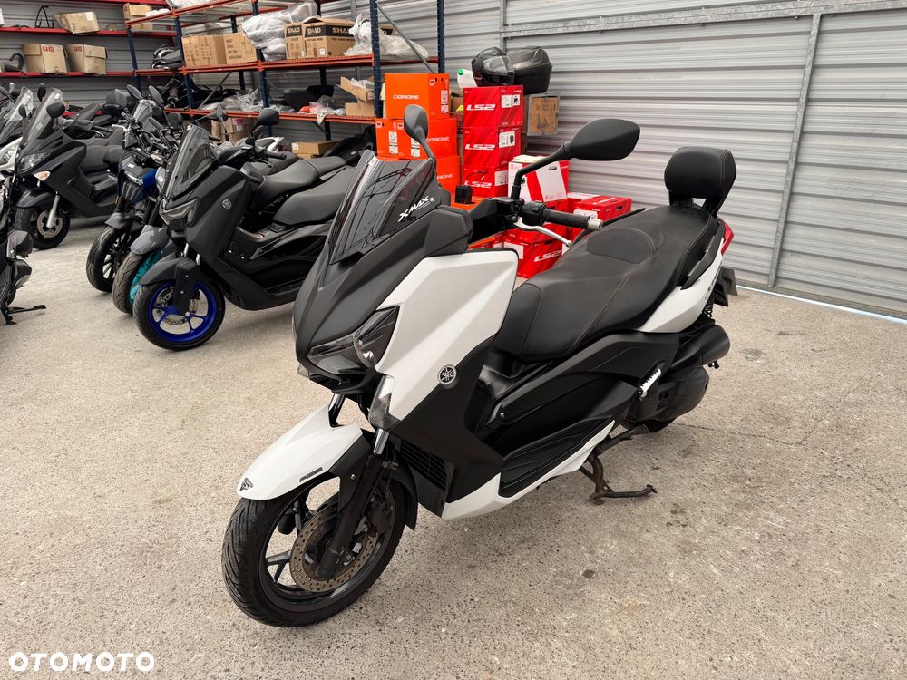 Yamaha X-max - 3