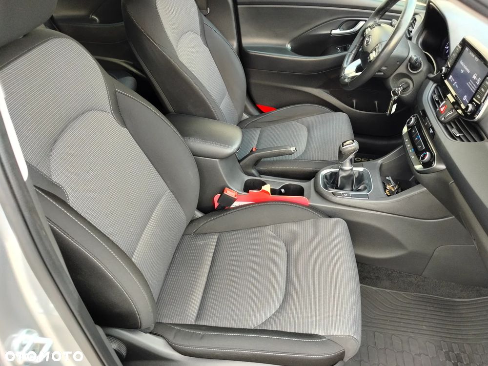 Hyundai i30 1.0 T-GDI Modern - 11