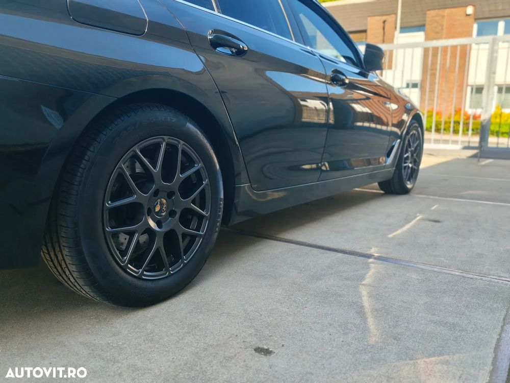 BMW Seria 5 520d Efficient Dynamics Edition Aut. - 2