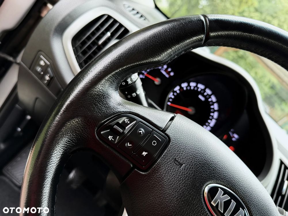 Kia Sportage 1.6 GDI 2WD Dream-Team Edition - 24