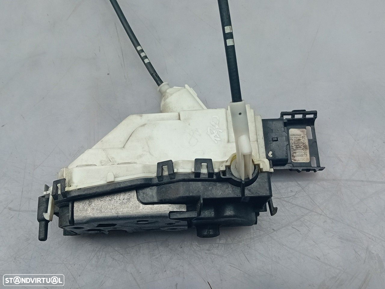 Fechadura / fecho porta frente direito PEUGEOT 3008 I (0U_) - 2