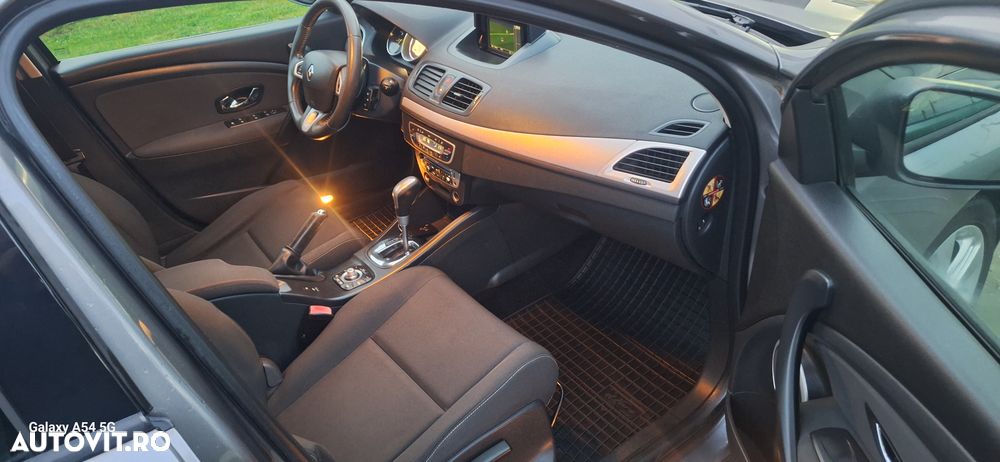 Renault Megane 1.5 dCi EDC Olympic - 12