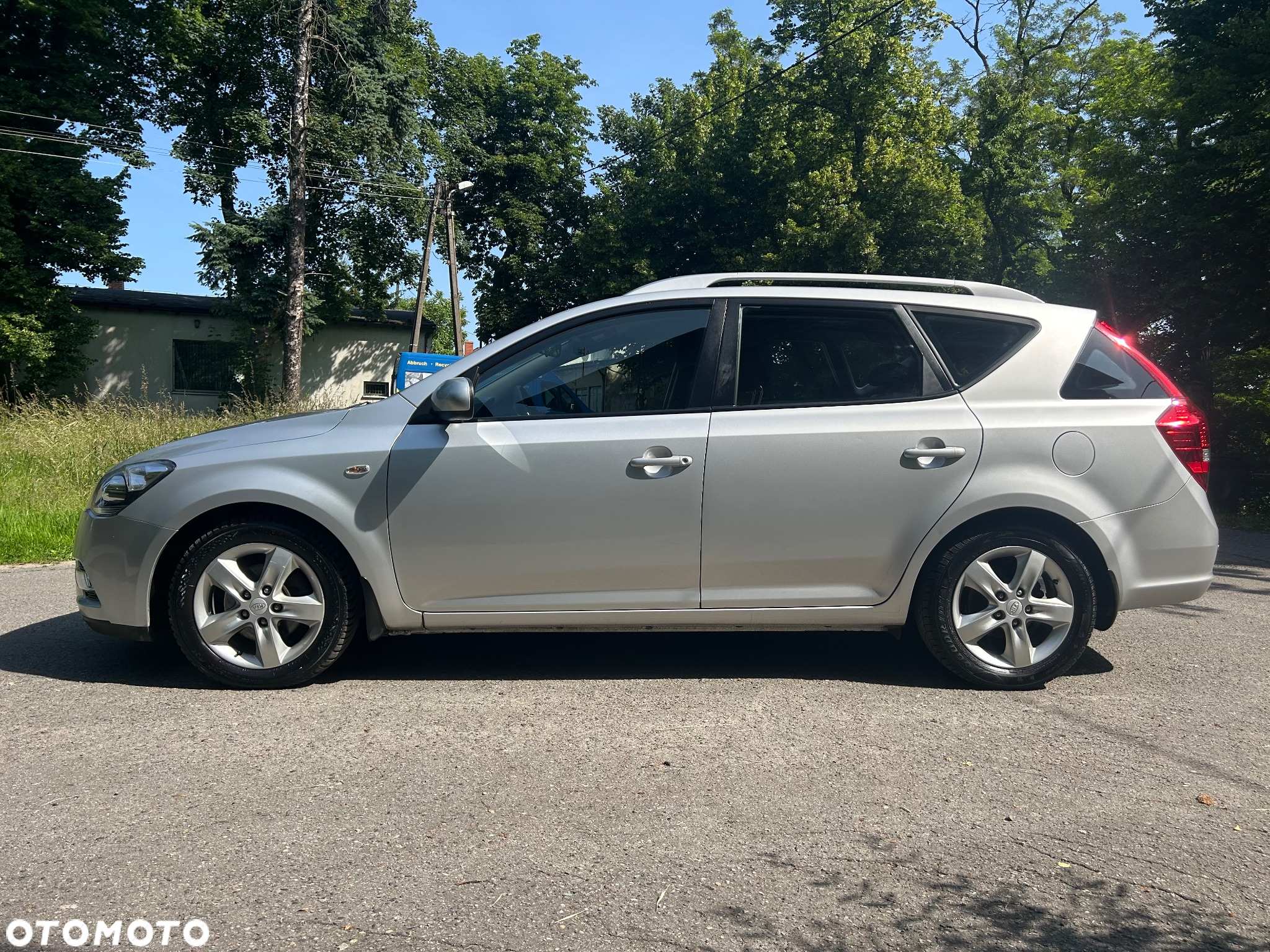 Kia Ceed 1.6 CVVT SW Dream-Team Edition - 39