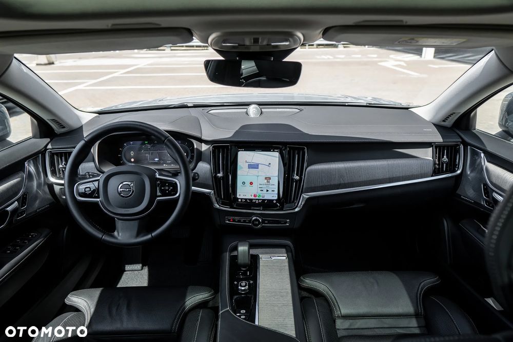 Volvo V90 Cross Country B5 D AWD Ultimate - 33