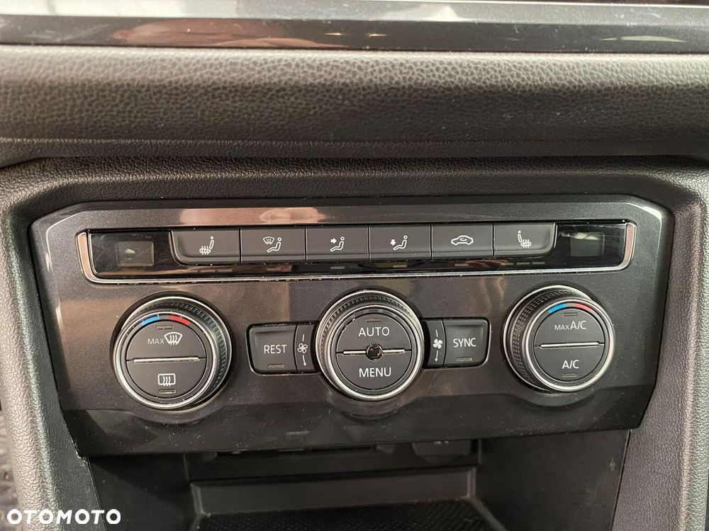 Volkswagen Tiguan Allspace - 22