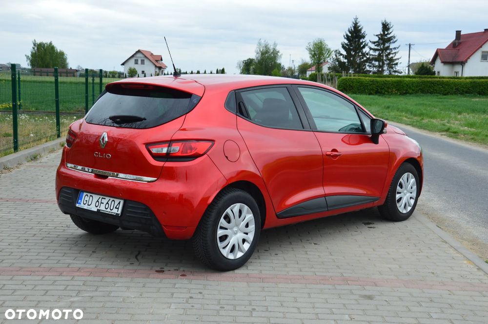 Renault Clio - 7