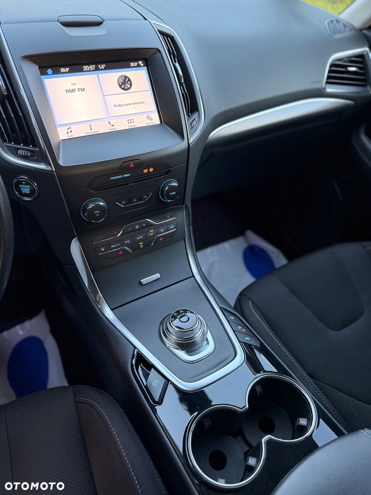 Ford S-Max 2.0 EcoBlue Titanium - 20