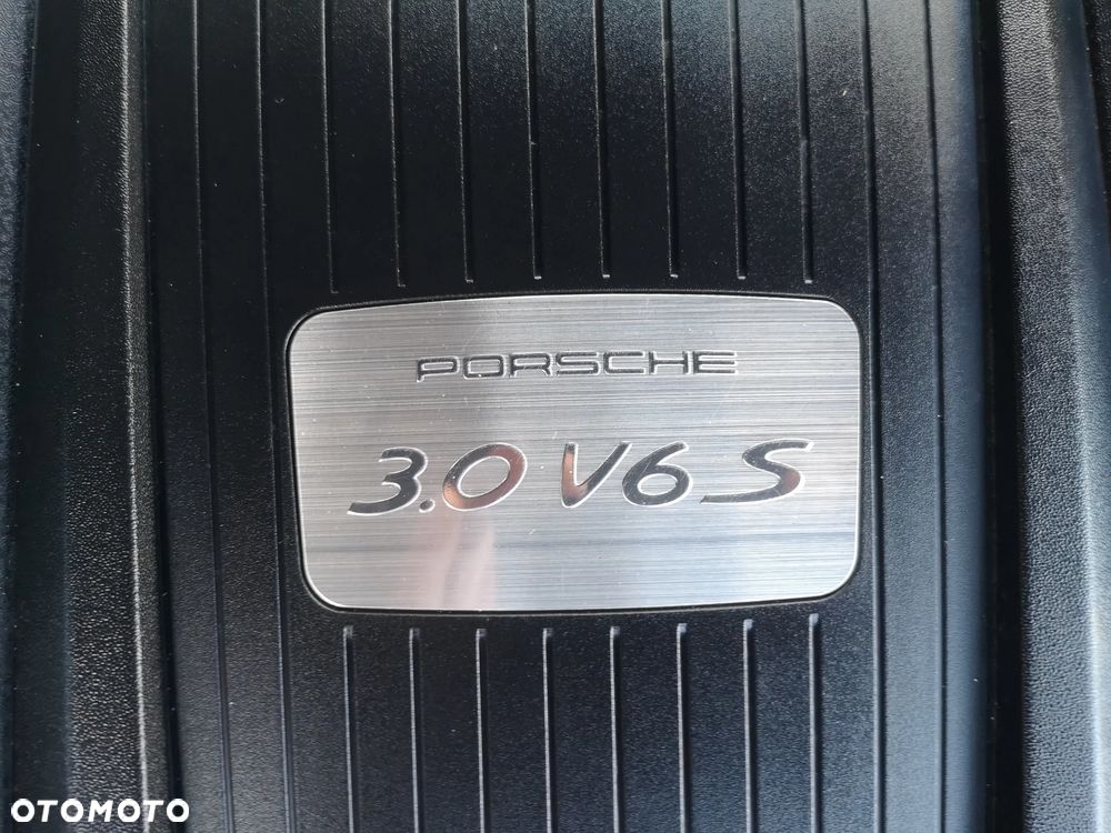 Porsche Macan S - 31