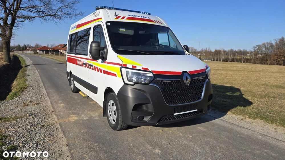 Renault Master Ambulans karetka