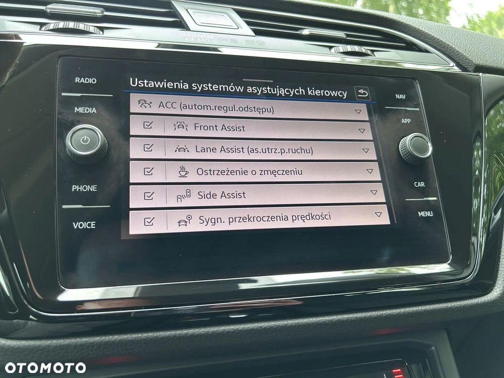 Volkswagen Touran 1.5 TSI EVO Highline DSG - 31
