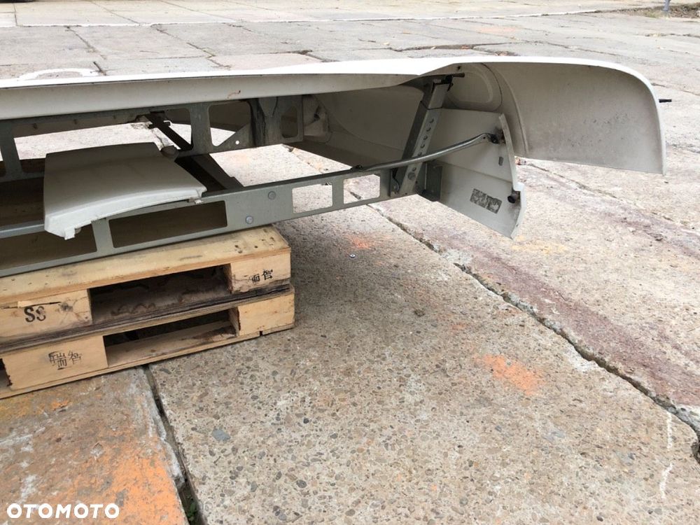 OWIEWKA GÓRNA KABINY  DAF XF 2012 - 2022 FT 460 340 kW [462 KM] 4x2 2012 - 6