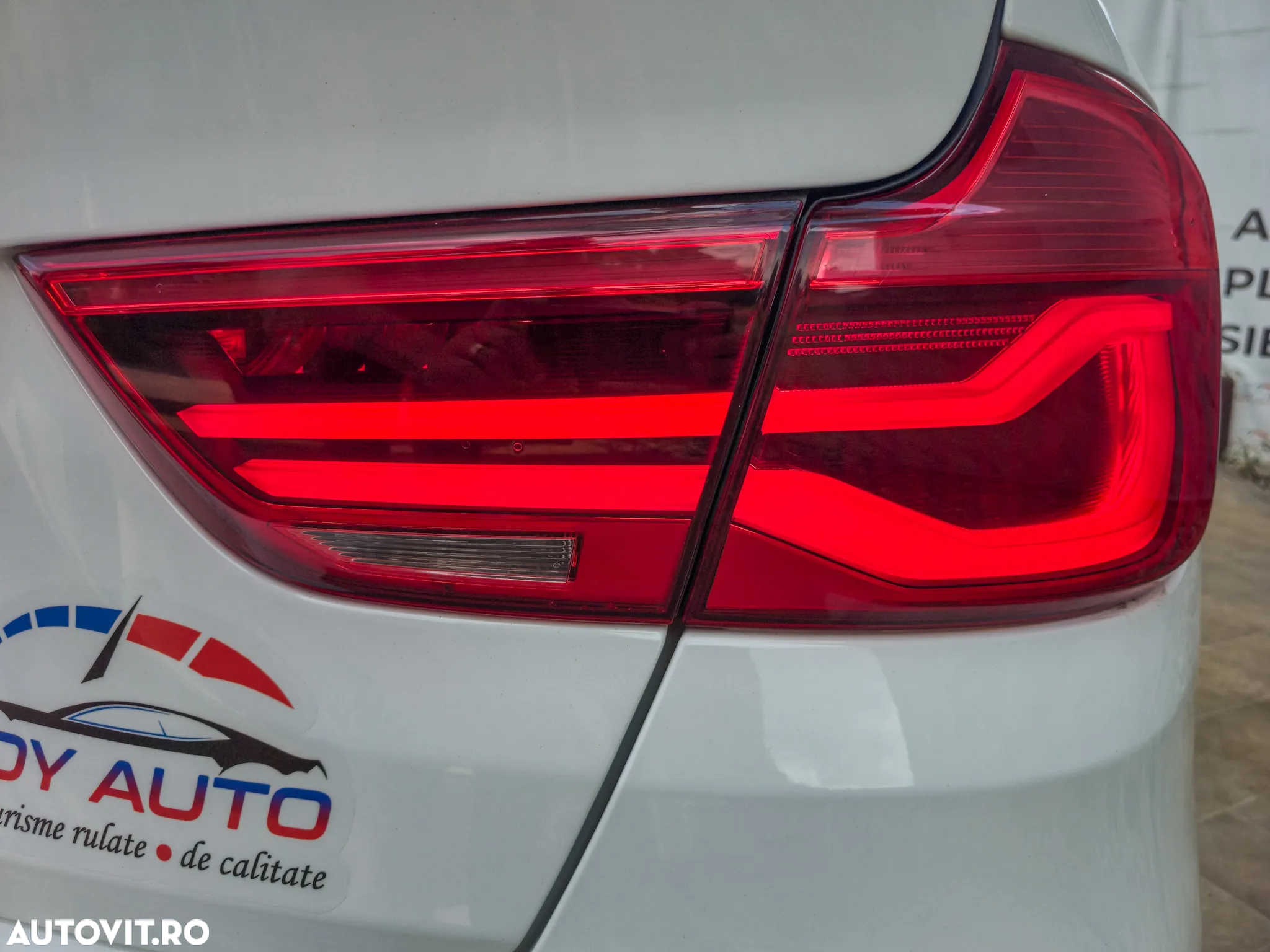 BMW Seria 3 320d xDrive GT - 10