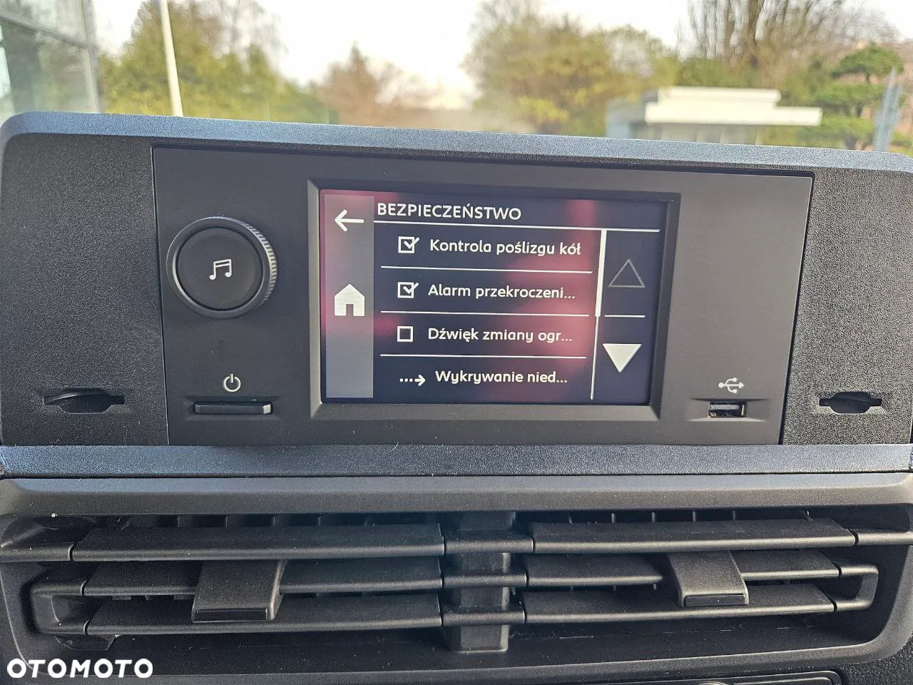 Opel VIVARO FURGON EXTRA LONG BRYGADOWY - 17