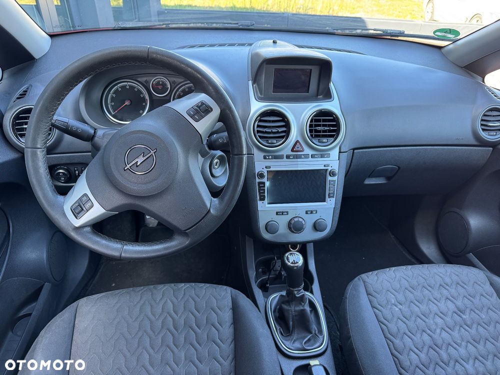 Opel Corsa 1.4 16V Active - 11