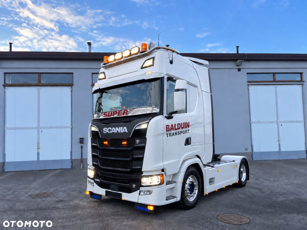 Mercedes-Benz Arocs 3240 8x4 - 1