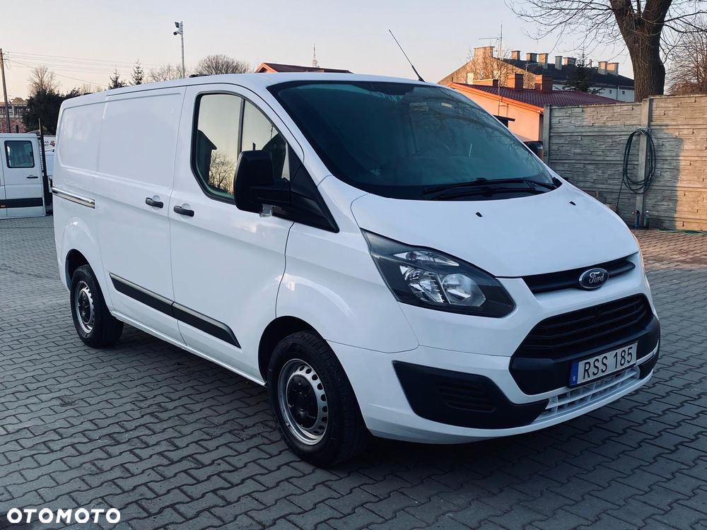 Ford TRANSIT CUSTOM - 3