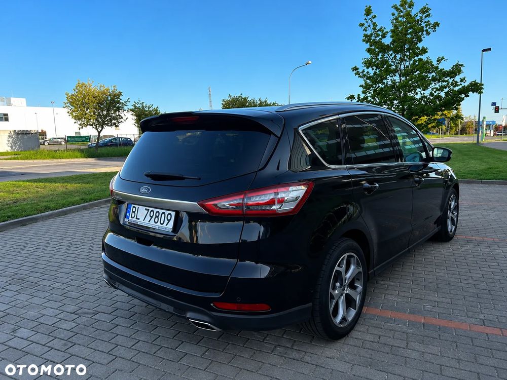 Ford S-Max 2.0 TDCi Titanium PowerShift - 9