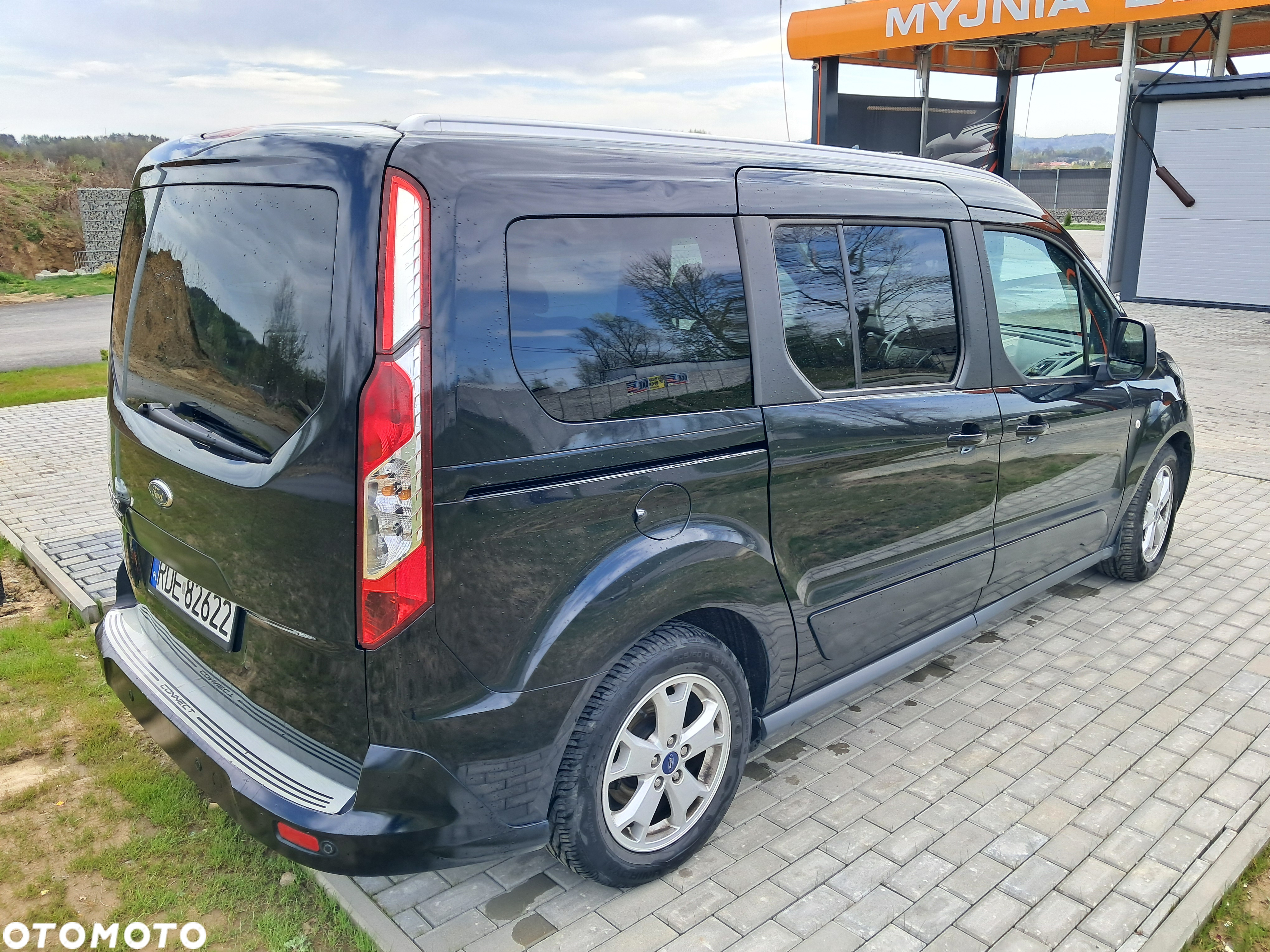 Ford Tourneo Connect - 2