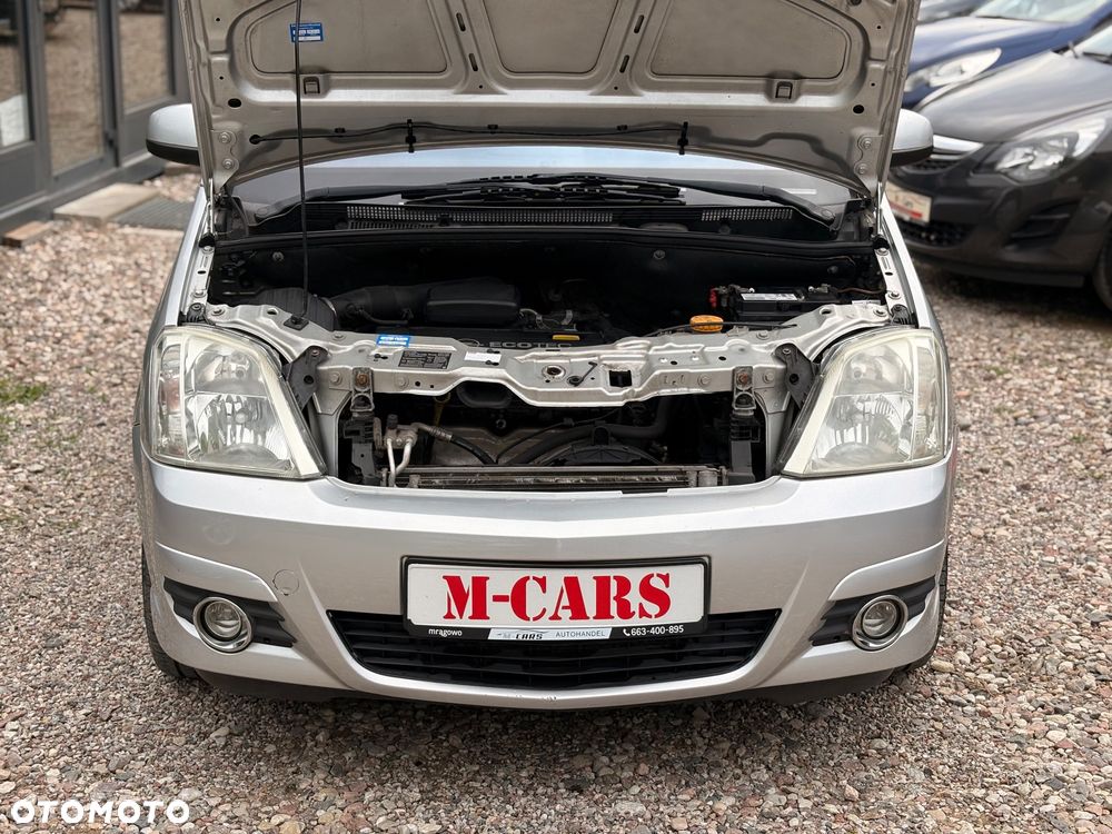Opel Meriva 1.6 16V Cosmo - 21