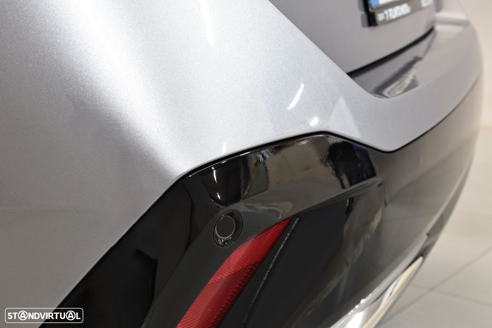 Peugeot 308 SW 1.2 PureTech Allure EAT8 - 14