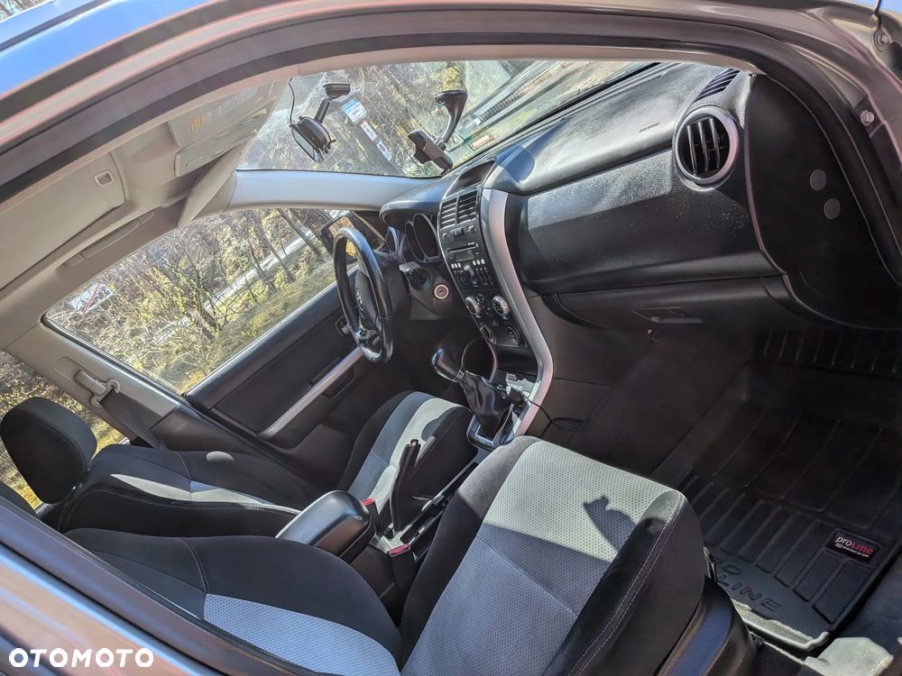 Suzuki Grand Vitara 1.9 DDiS - 9