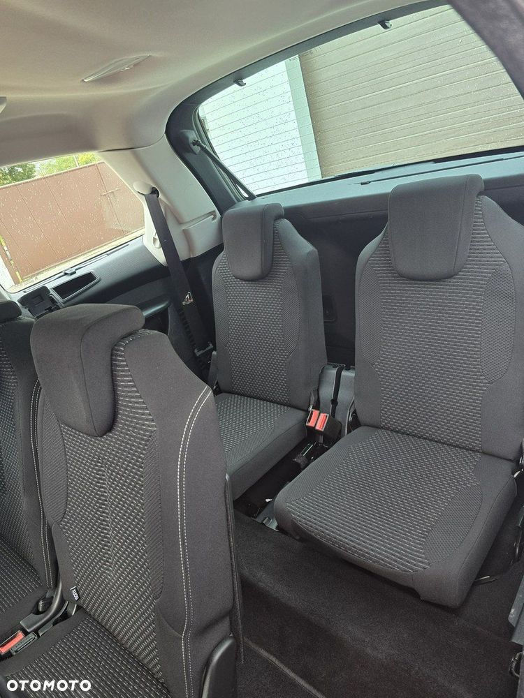 Citroën C4 Grand Picasso - 21