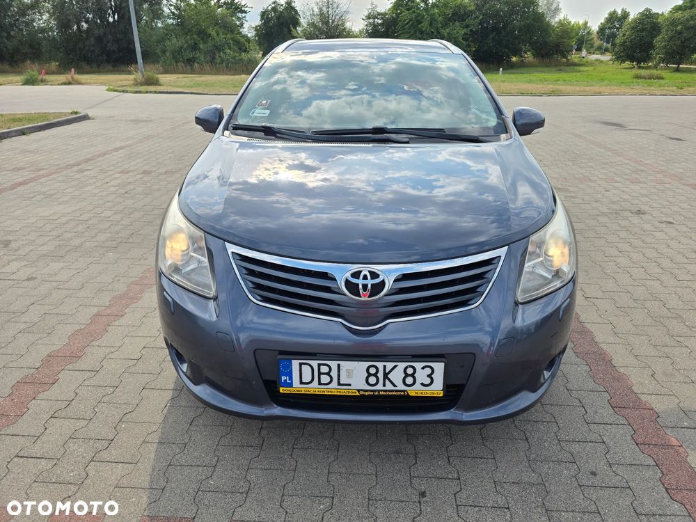 Toyota Avensis 2.0 D-4D Sol plus+NAVI - 1