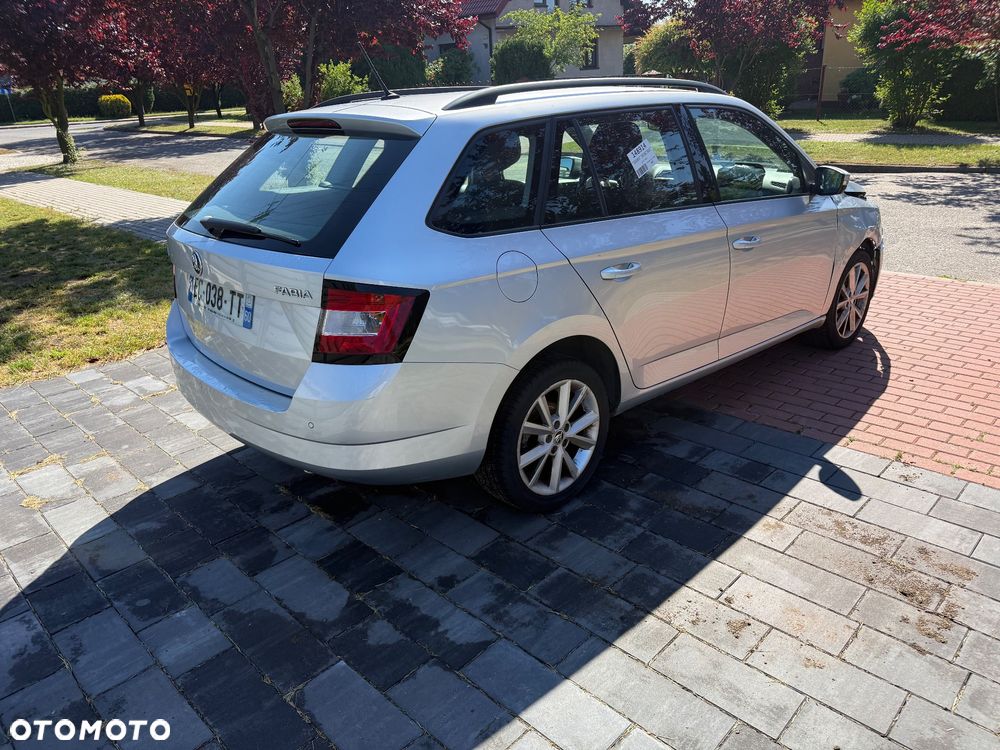 Skoda Fabia 1.2 TSI Ambition DSG - 5