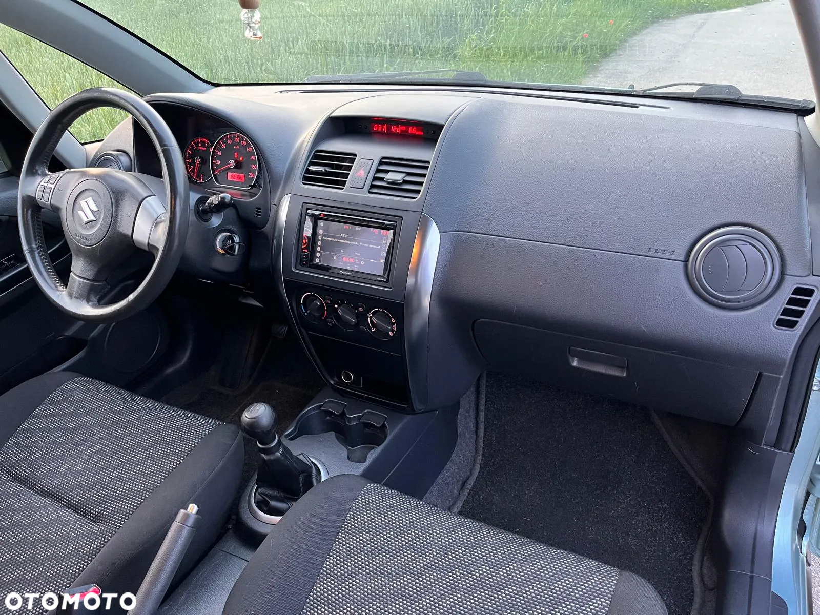 Suzuki SX4 - 18