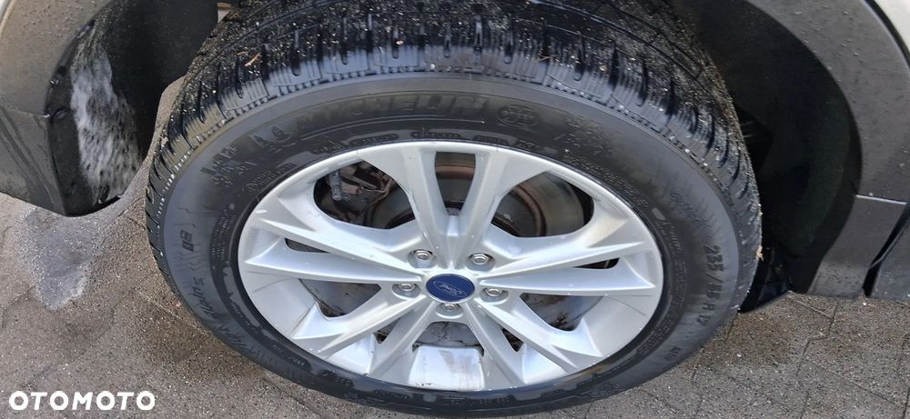 Ford Kuga 2.0 TDCi 4x4 Titanium - 20