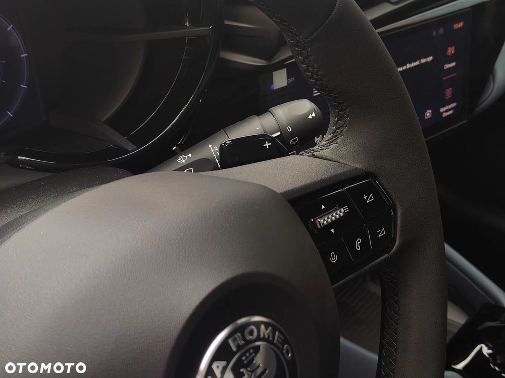 Alfa Romeo Junior 1.2 mHEV Ibrida Speciale eDCT - 16