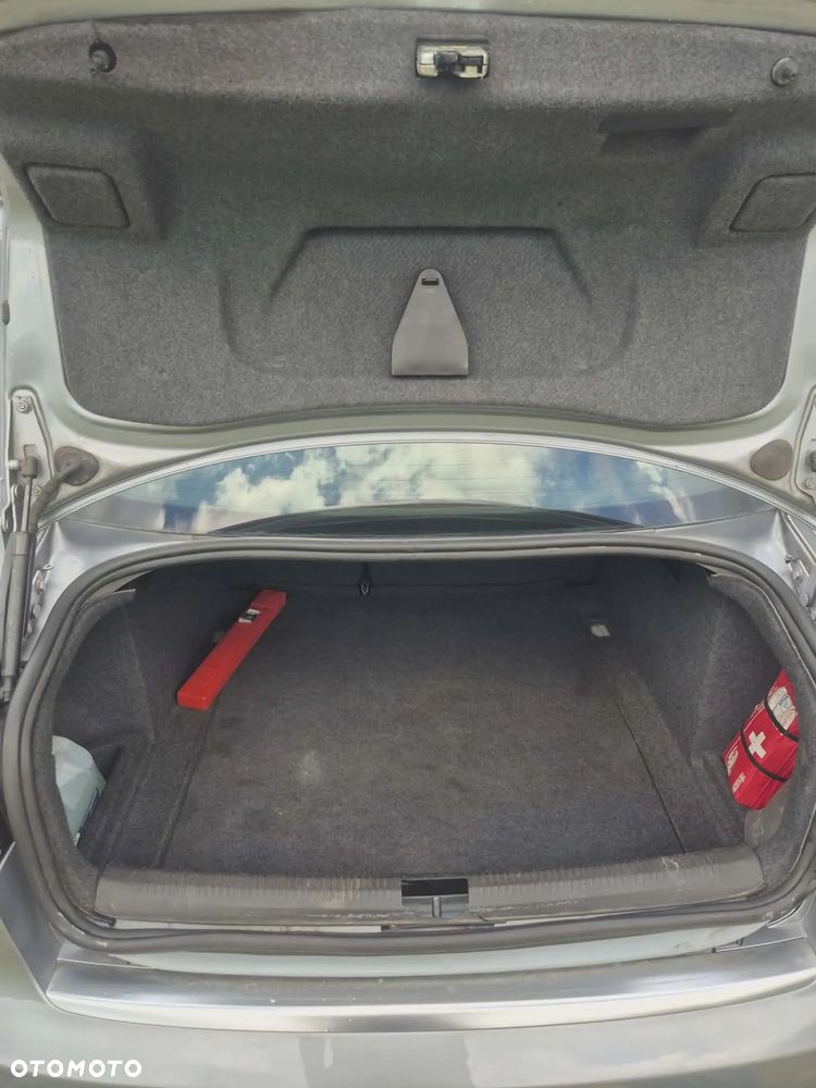 Audi A4 Limousine 2.0 TDI DPF - 12