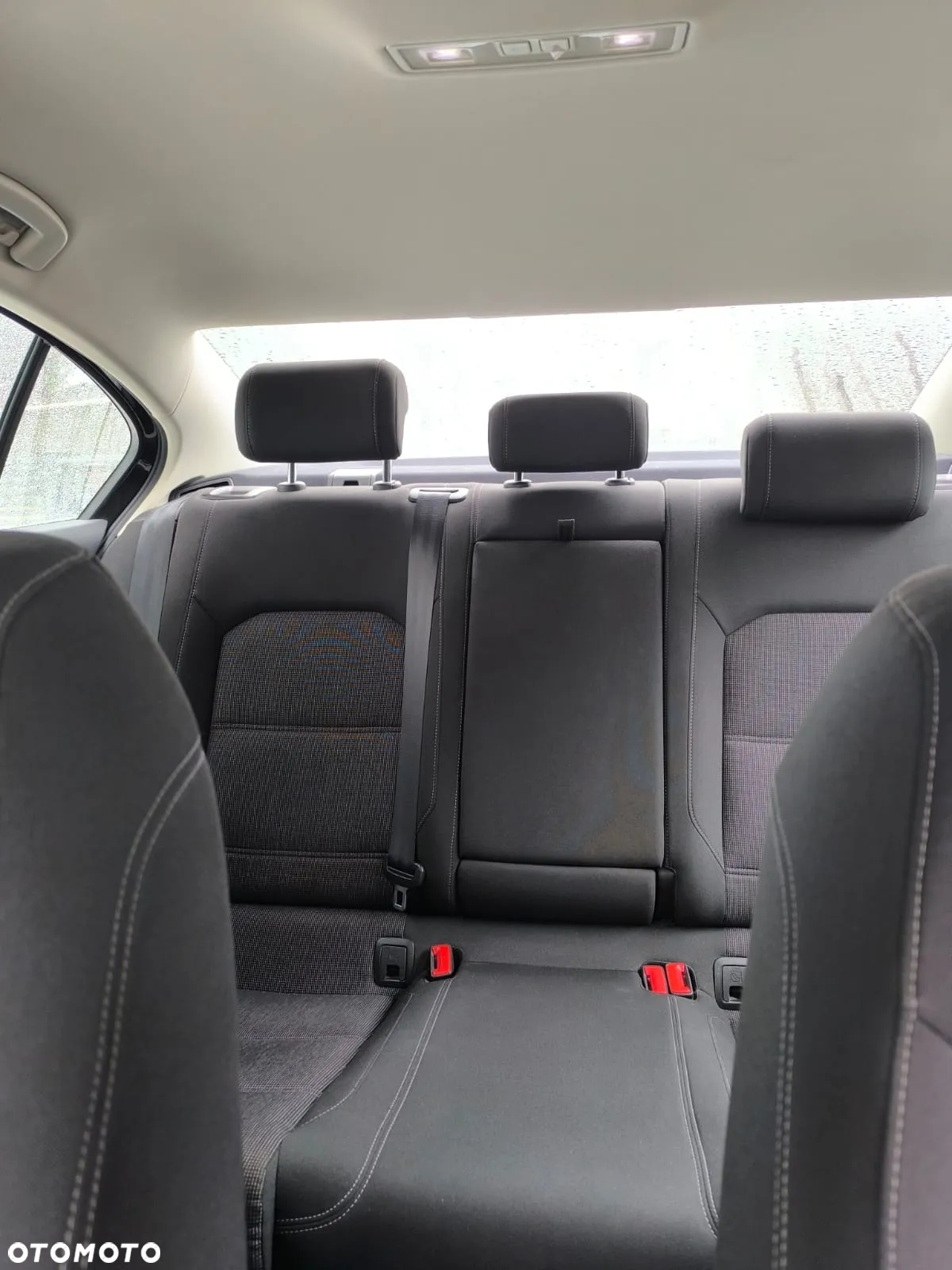 Volkswagen Passat 1.8 TSI BMT Comfortline - 27