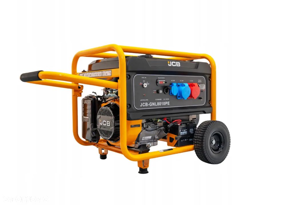 JCB Agregat prądotwórczy trójfazowy 7,9 kW benzyna 3 Fazowy AVR - 1