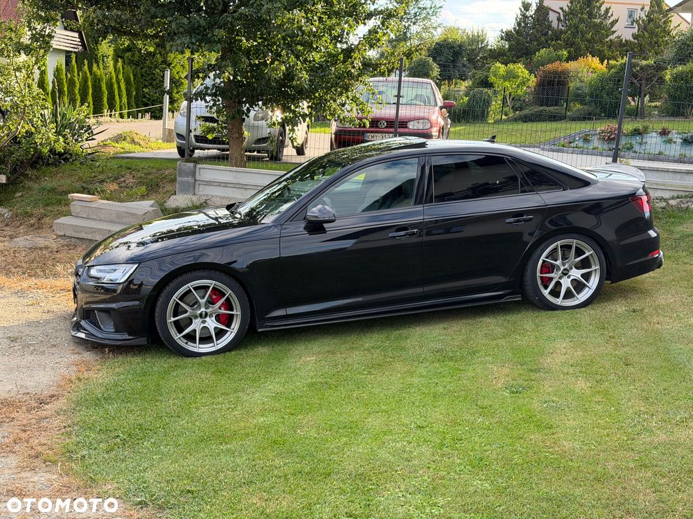 Audi S4 Limousine - 4