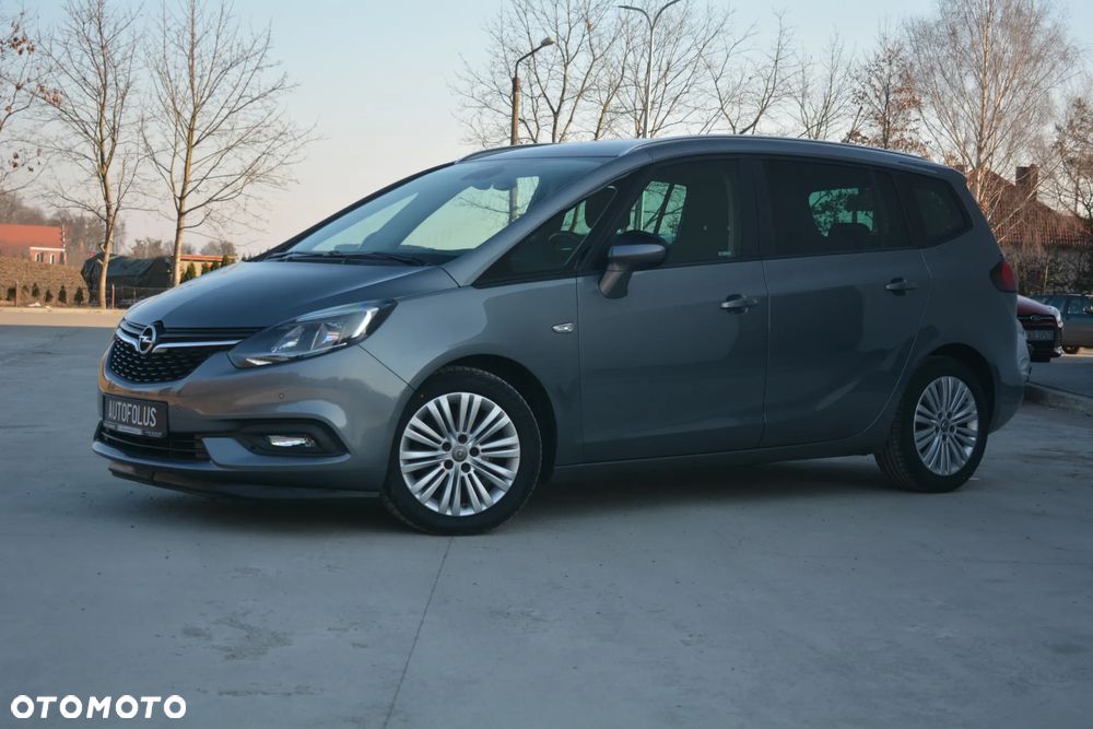 Opel Zafira - 24