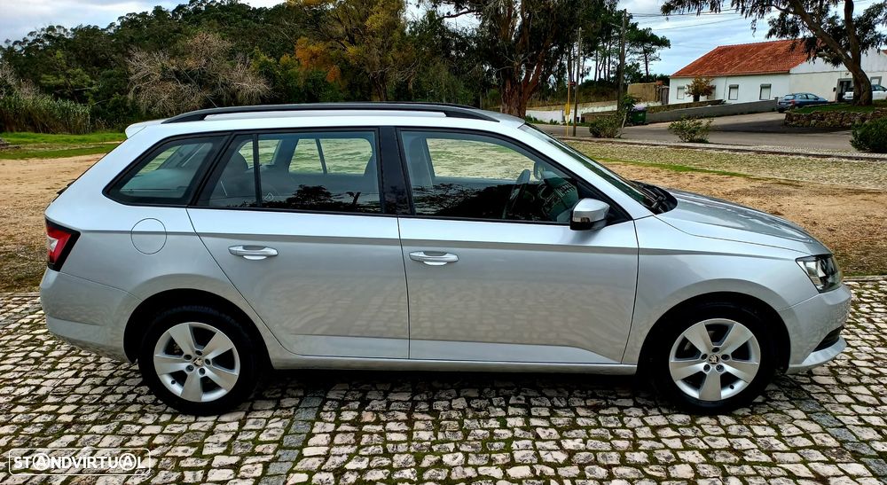 Skoda Fabia Break 1.0 Active Plus - 20