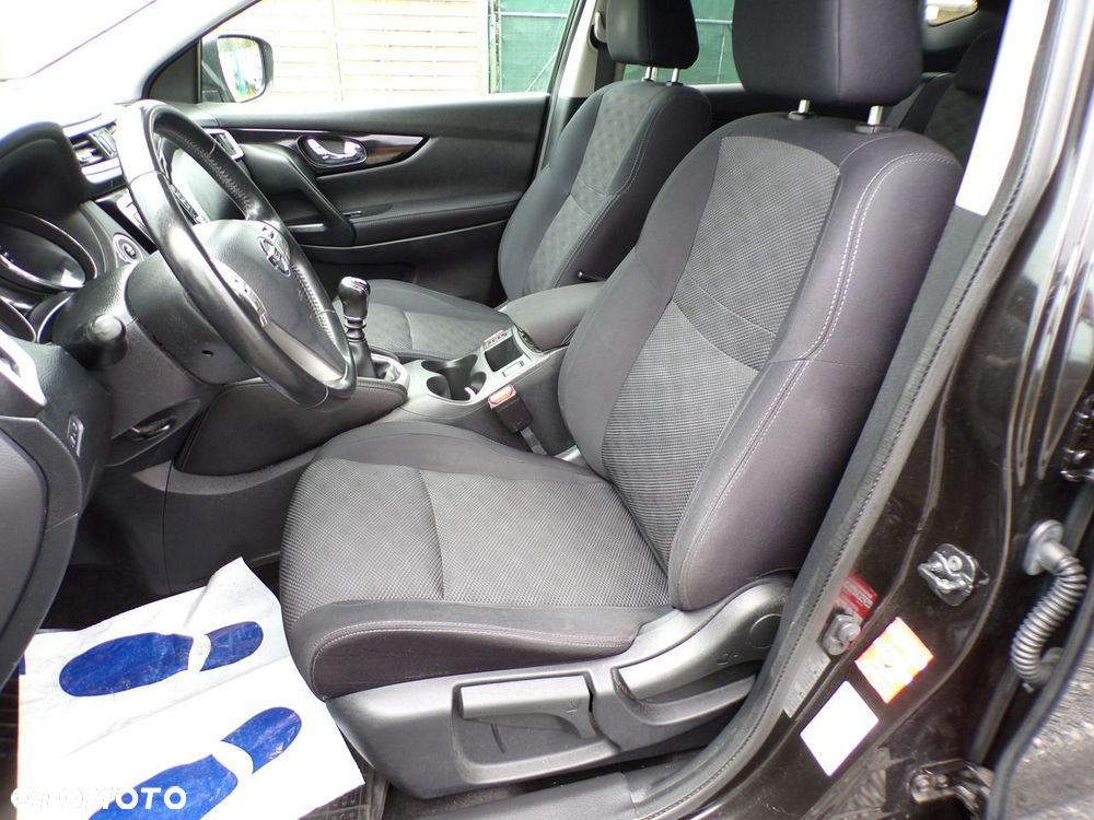 Nissan Qashqai - 23