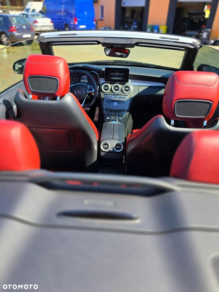 Mercedes-Benz Klasa C 300 Cabrio 9G-TRONIC AMG Line - 26