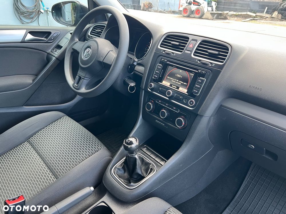 Volkswagen Golf 1.6 TDI DPF BlueMotion - 6