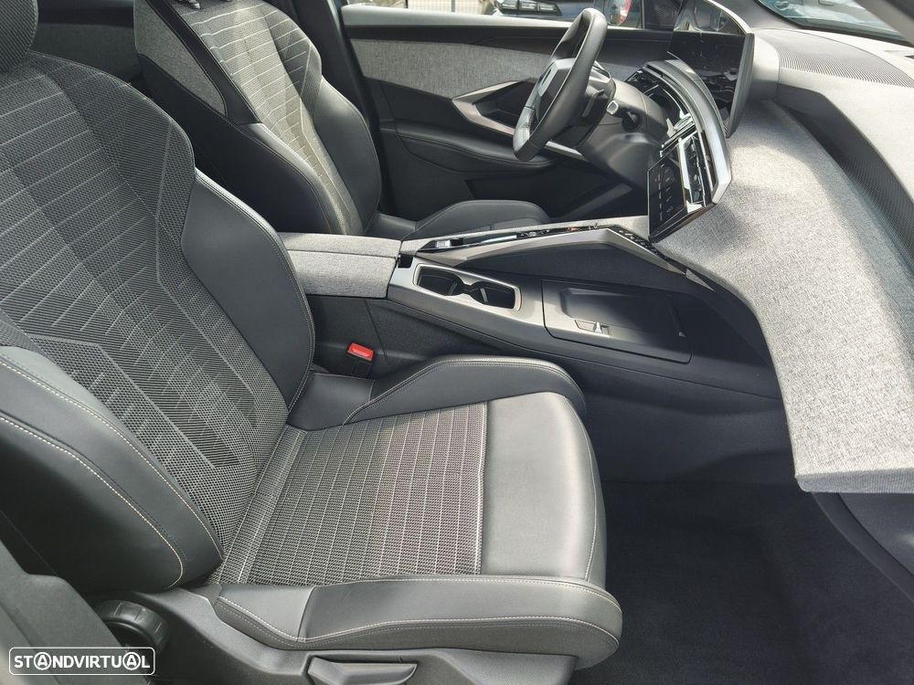 Peugeot 3008 1.2 Hybrid Allure e-DCS6 - 25