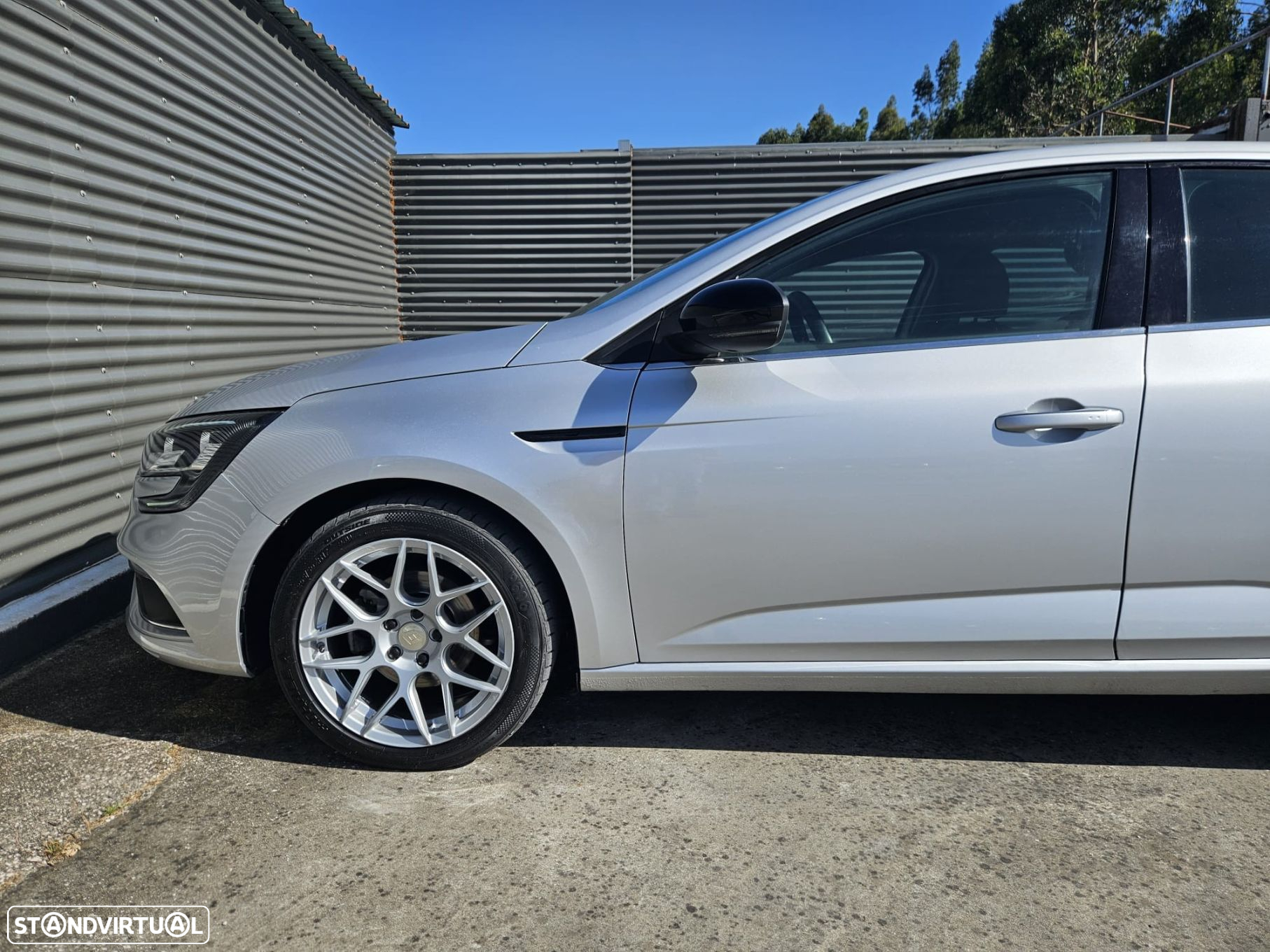 Renault Mégane 1.5 dCi Zen ECO - 14
