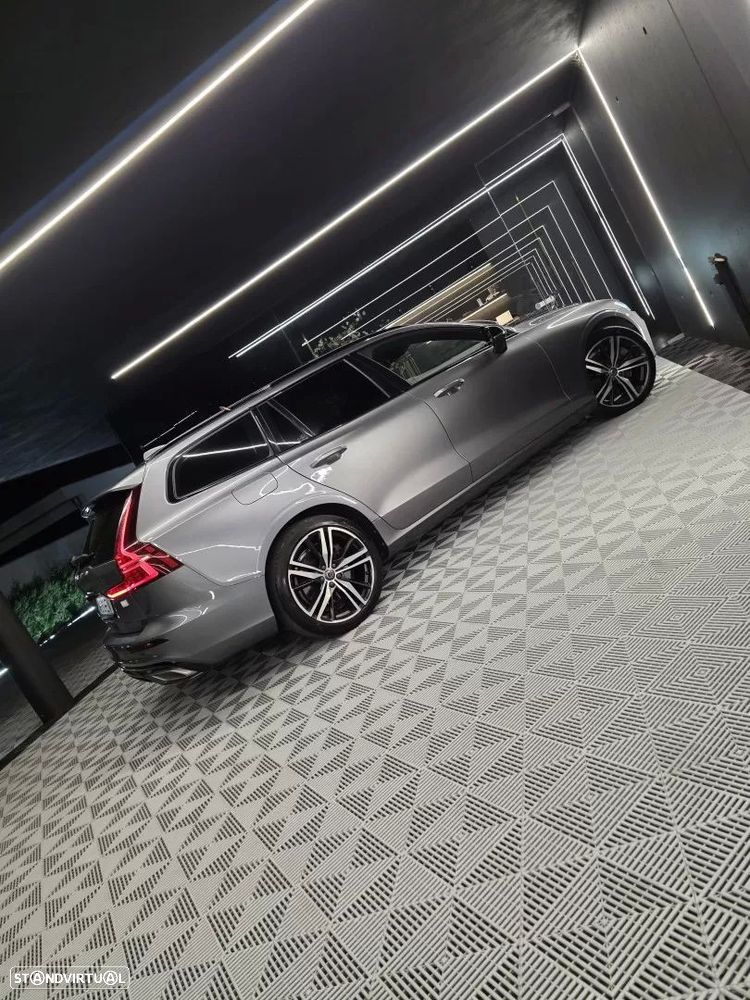 Volvo V60 2.0 T6 AWD TE R-Design - 16