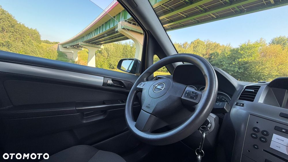 Opel Zafira 1.6 - 21