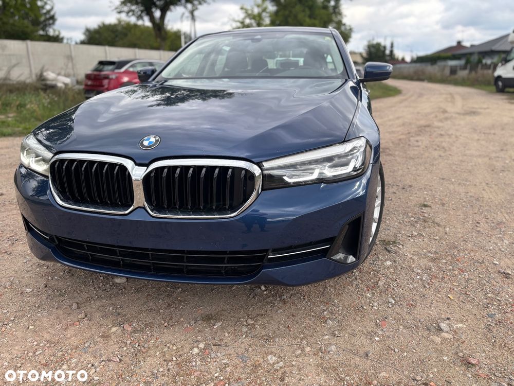 BMW Seria 5 530d xDrive - 2