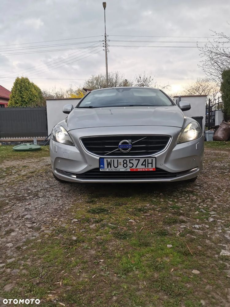 Volvo V40 D3 Momentum - 2